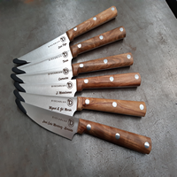 Cuchillos grabados